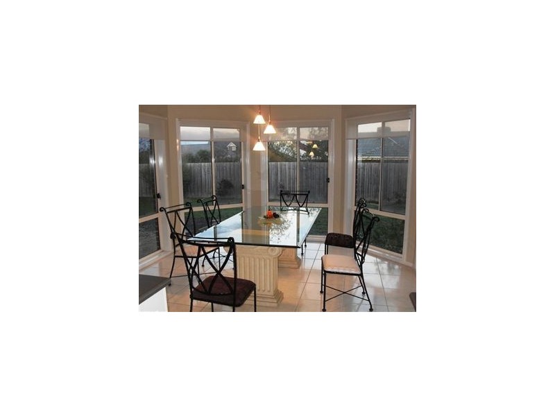 9 Summerfield Drive, Mornington VIC 3931