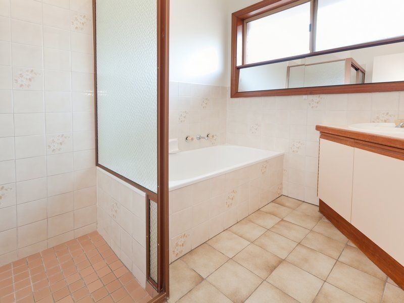 2/57 Herbert Street, Mornington VIC 3931