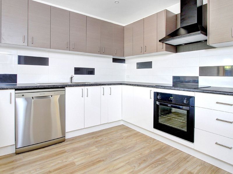 6/8 Johns Road, Mornington VIC 3931