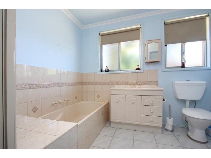 88 Robertson Drive, Mornington VIC 3931