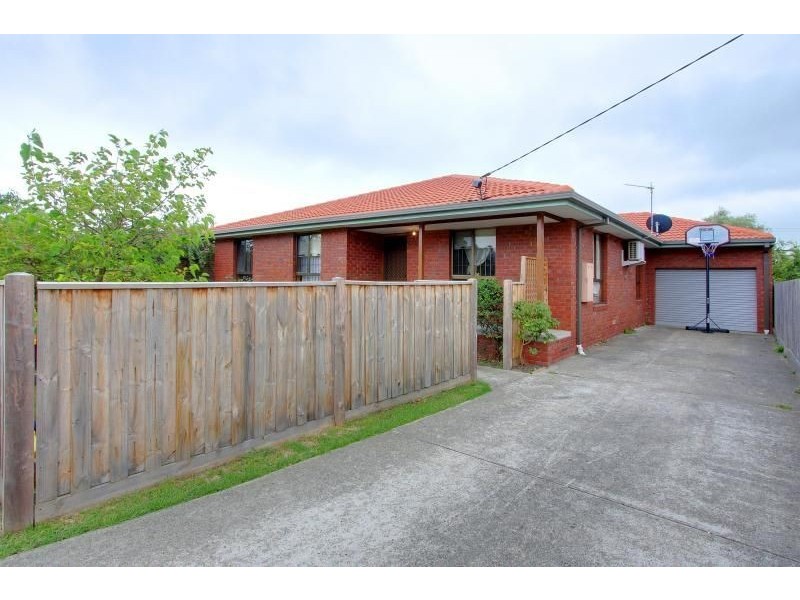 20 Watson Avenue, Dromana VIC 3936