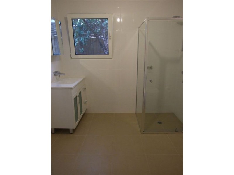 1&2 18 Tourello Road, Mount Eliza VIC 3930