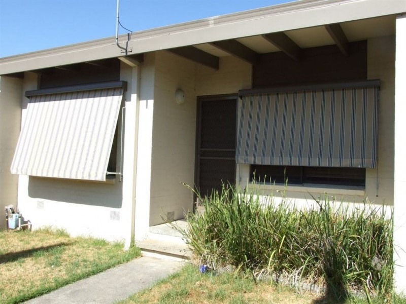 2/14 Campbell grove, Mornington VIC 3931