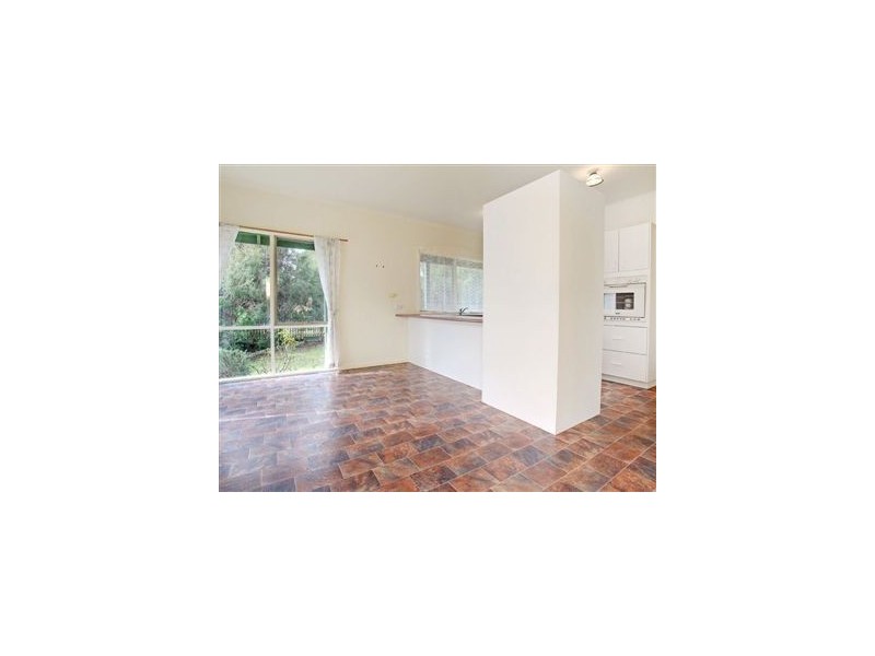 1/6 Beach Grove, Mornington VIC 3931