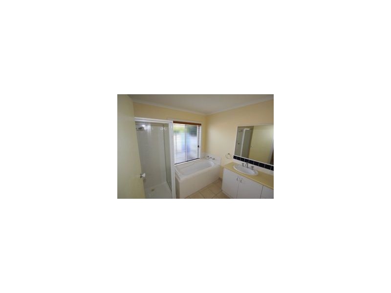 7 Chadacre Place, Mornington VIC 3931