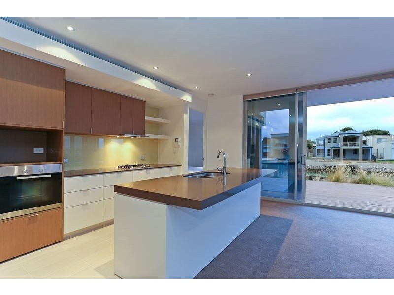 101A/83 Spinnaker Terrace, Safety Beach VIC 3936