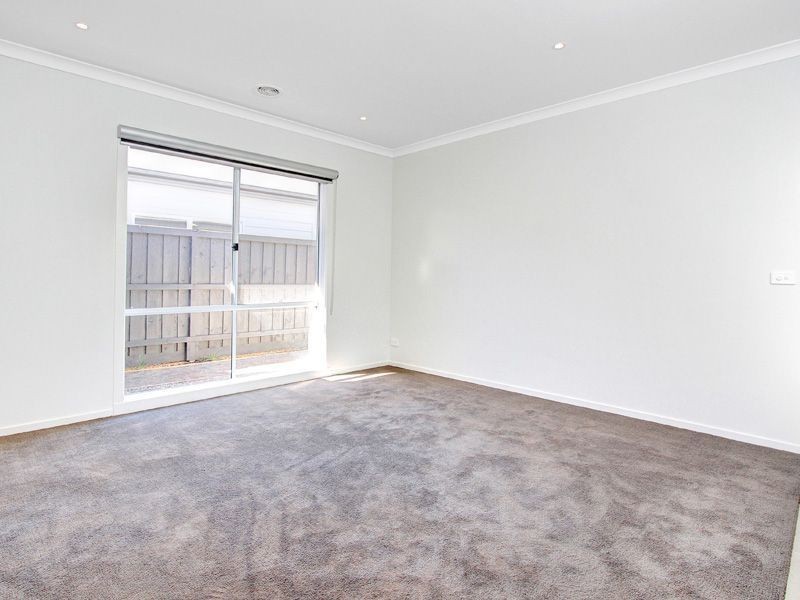 16 Portside Way, Safety Beach VIC 3936