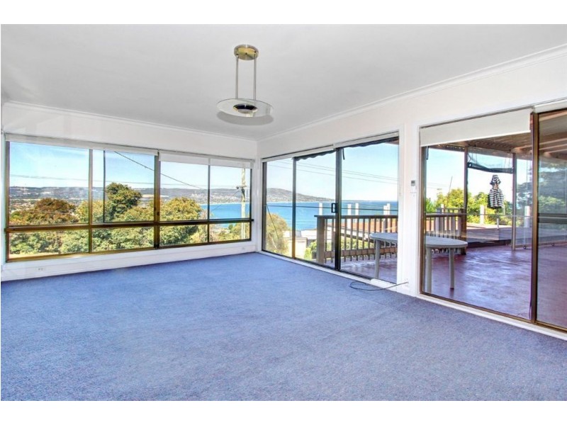 17 Ellerina Road, Mount Martha VIC 3934