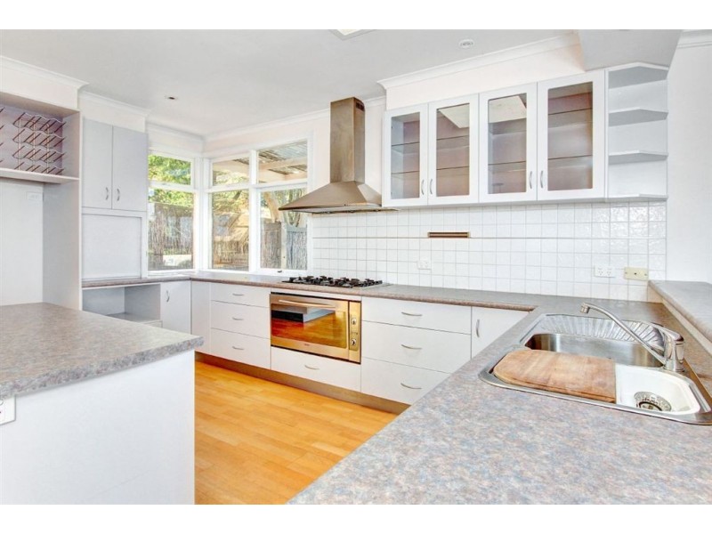 17 Ellerina Road, Mount Martha VIC 3934