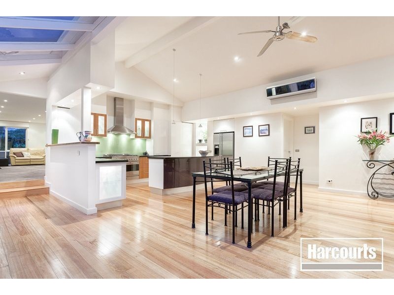 11 Greenlaw Crescent, Mount Martha VIC 3934