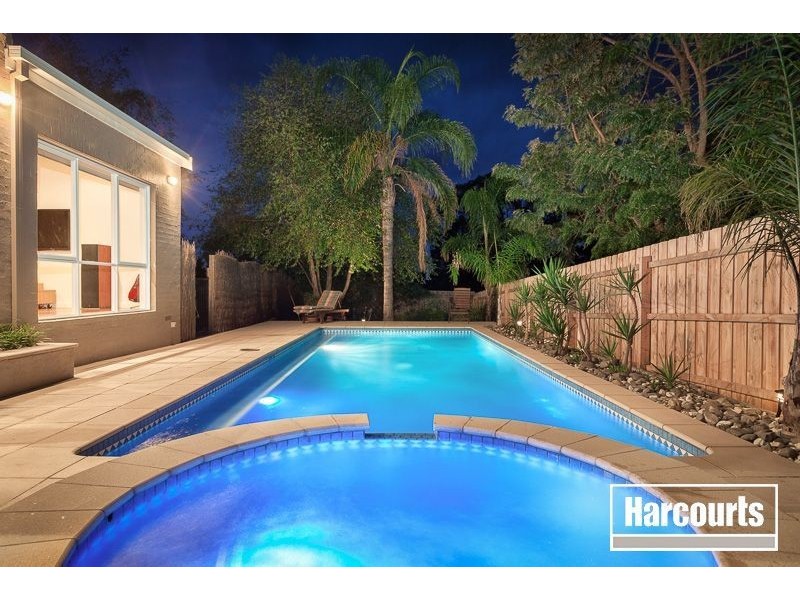 11 Greenlaw Crescent, Mount Martha VIC 3934