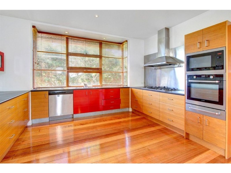 32 Ian Road, Mount Martha VIC 3934