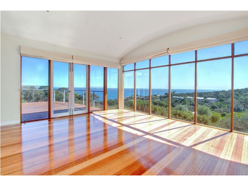 32 Ian Road, Mount Martha VIC 3934