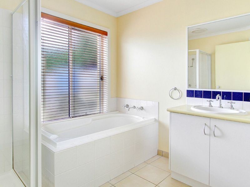 7 Chadacre Place, Mornington VIC 3931