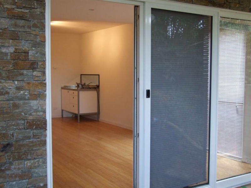 1&2 18 Tourello Road, Mount Eliza VIC 3930