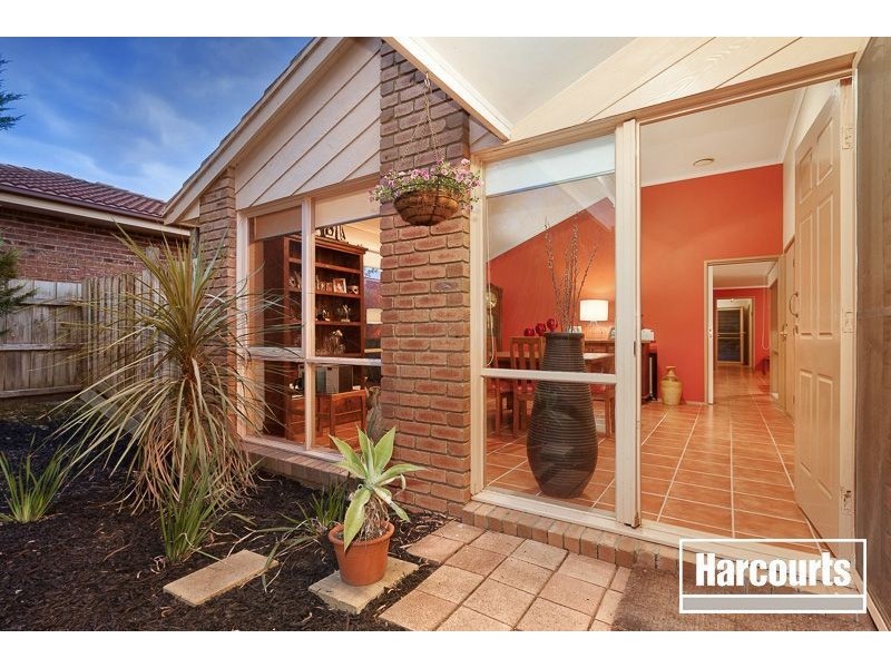 9 Vivian Way, Mount Martha VIC 3934