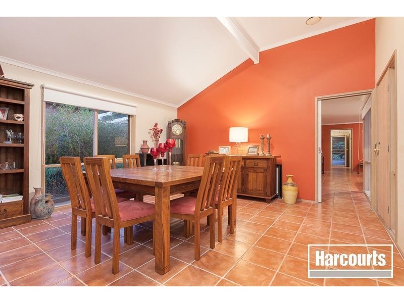 9 Vivian Way, Mount Martha VIC 3934