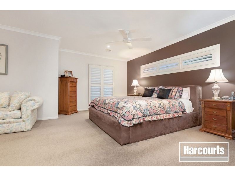 8 Walara Drive, Mount Martha VIC 3934