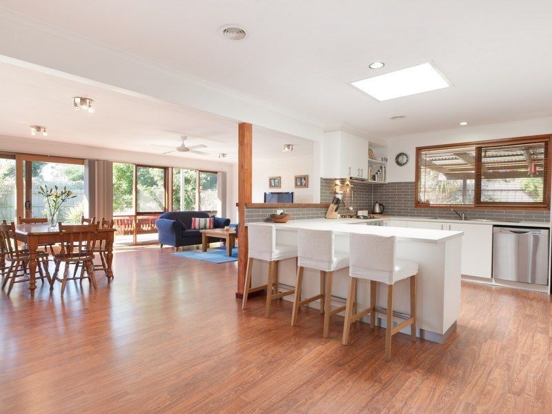 8 Nirringa Court, Mount Martha VIC 3934