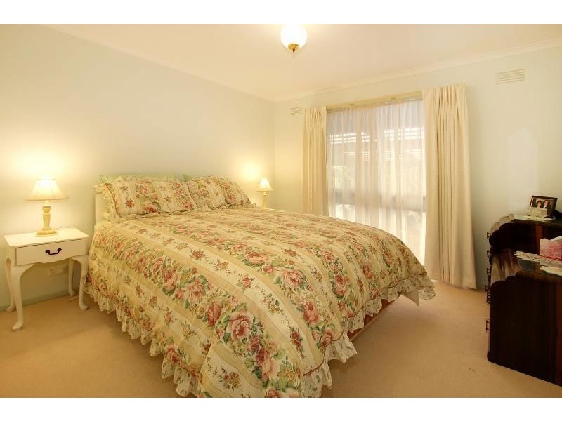 18 Benambra Street, Mornington VIC 3931