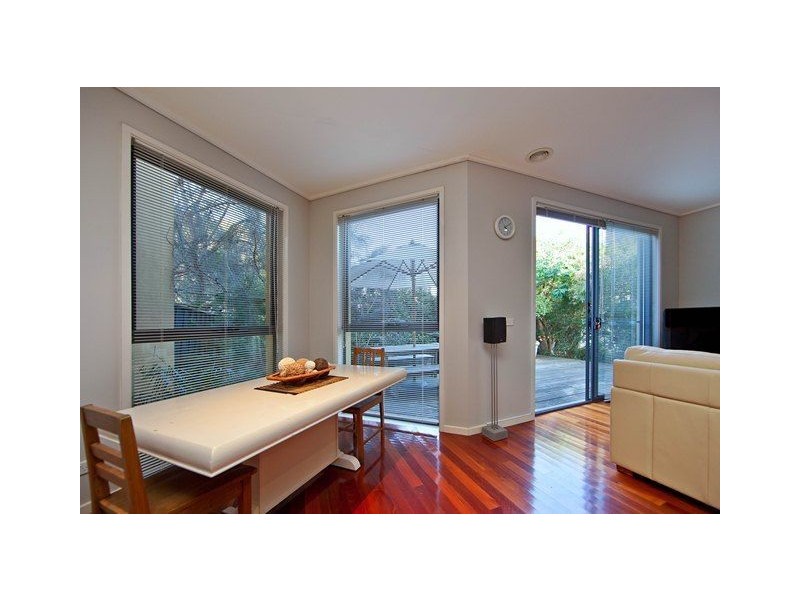 17/2a Bentons Road, Mornington VIC 3931