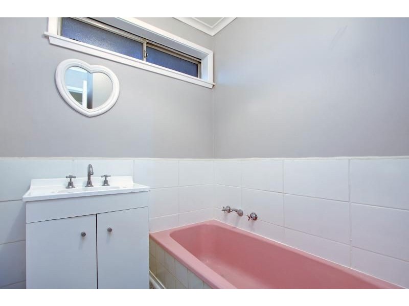 47 Robertson Drive, Mornington VIC 3931