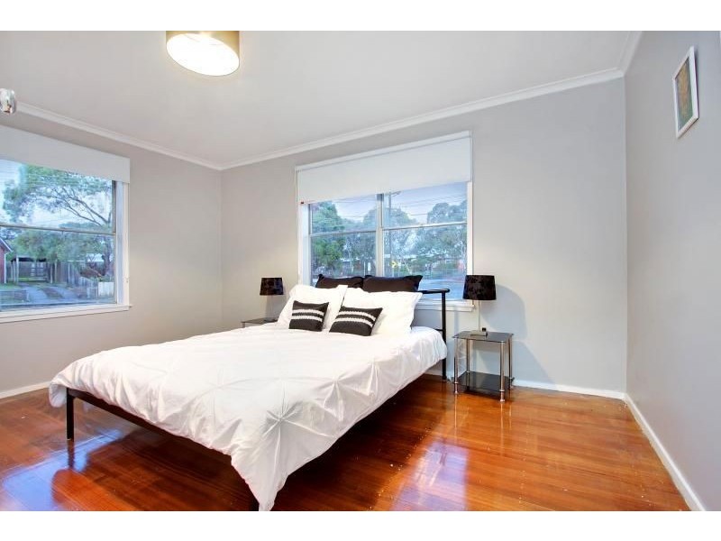 47 Robertson Drive, Mornington VIC 3931