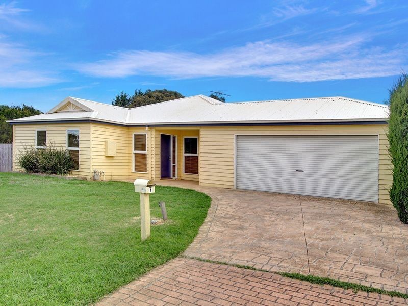 7 Chadacre Place, Mornington VIC 3931