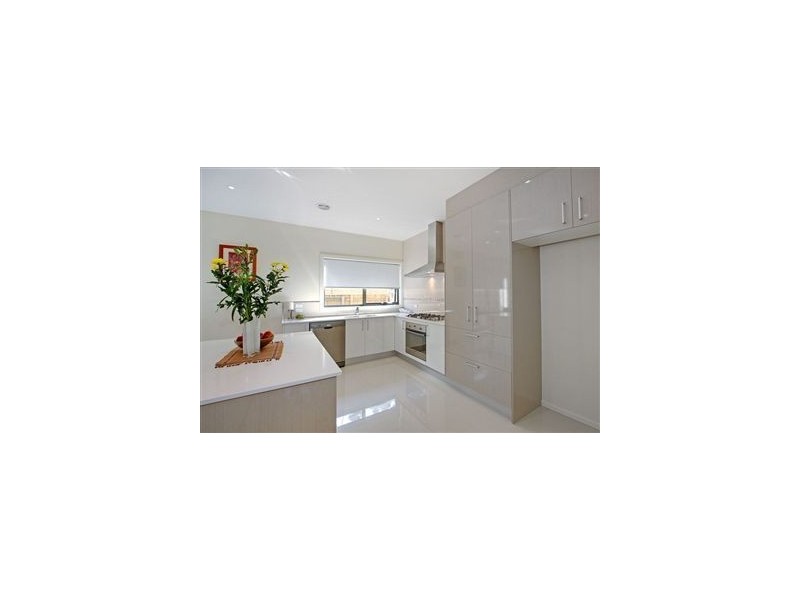 1/9 Macdonald Grove, Mornington VIC 3931