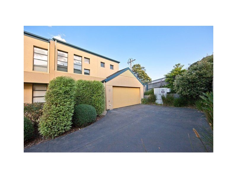 17/2A Bentons Road, Mornington VIC 3931