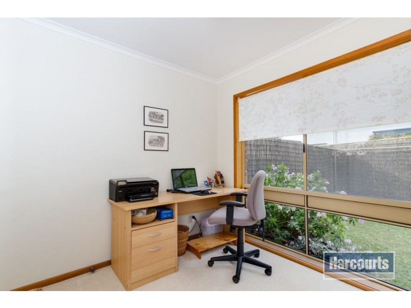 2/30-32 Oakland Street, Mornington VIC 3931