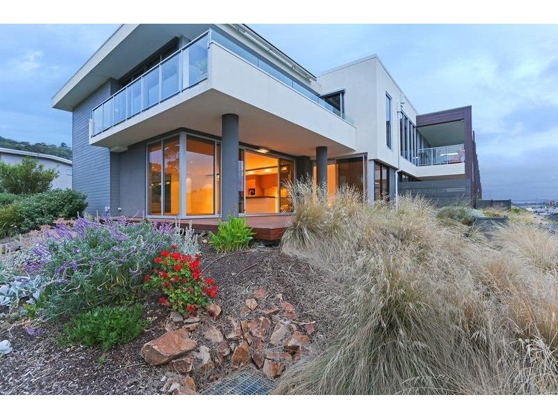 101A/83 Spinnaker Terrace, Safety Beach VIC 3936