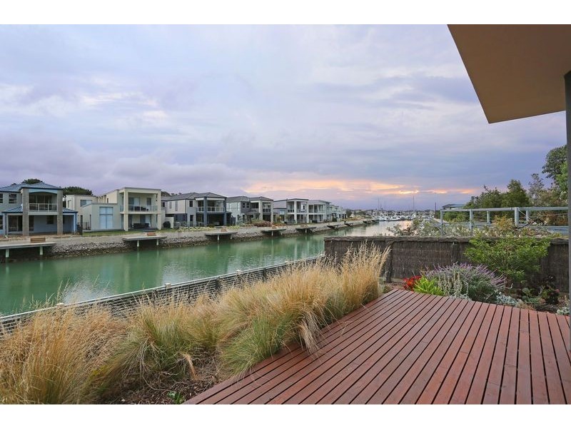 101A/83 Spinnaker Terrace, Safety Beach VIC 3936