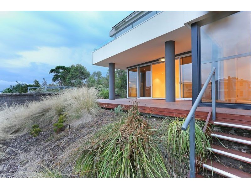 101A/83 Spinnaker Terrace, Safety Beach VIC 3936