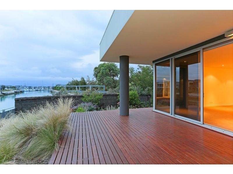101A/83 Spinnaker Terrace, Safety Beach VIC 3936