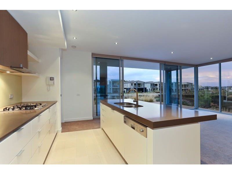 101A/83 Spinnaker Terrace, Safety Beach VIC 3936