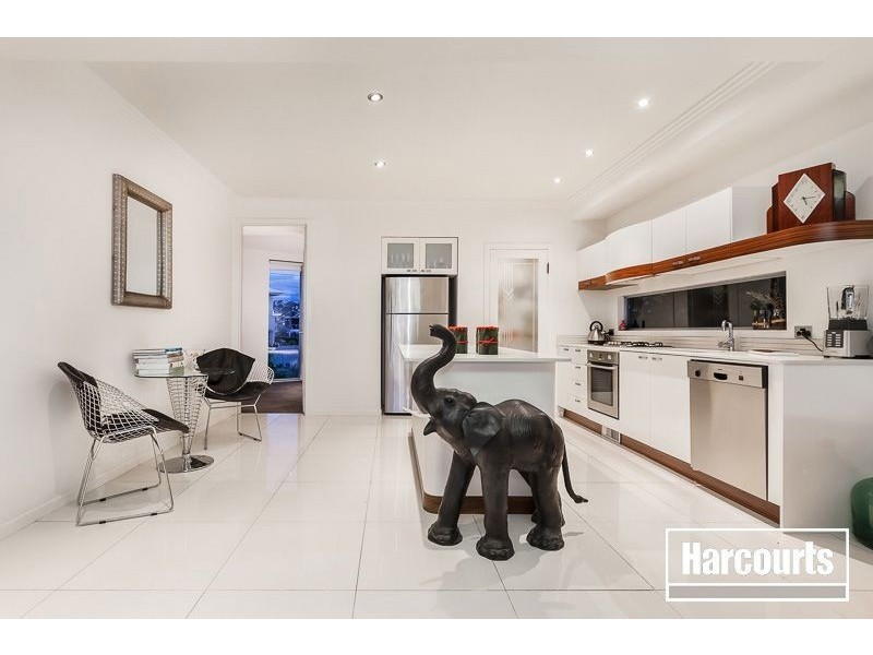 2B Tanti Avenue, Mornington VIC 3931