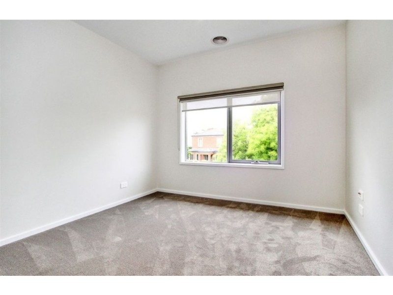 2/5 Kent Street, Mornington VIC 3931