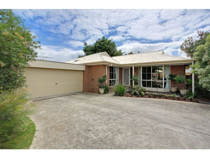 6/7 Carol Street, Mornington VIC 3931