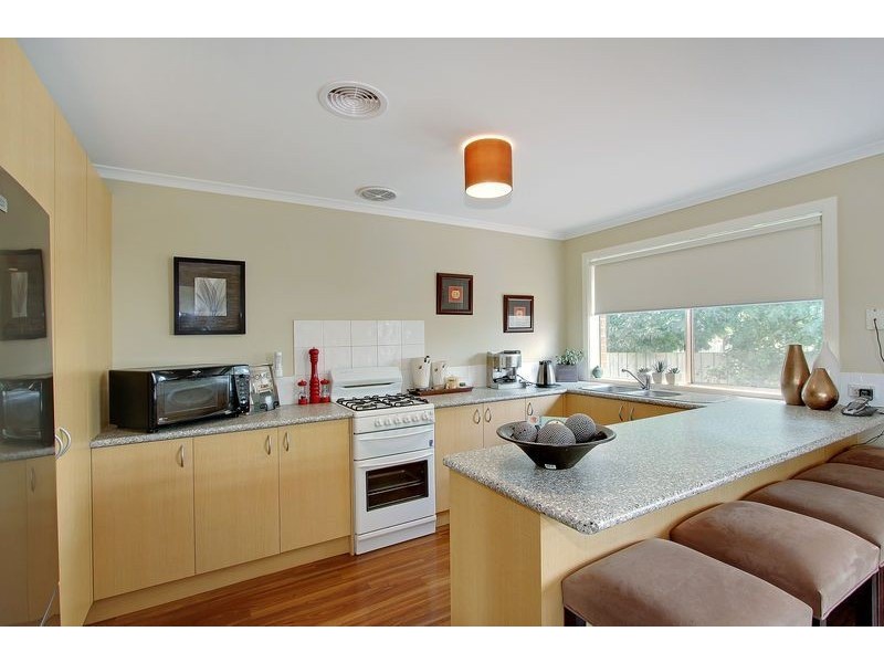 6/7 Carol Street, Mornington VIC 3931