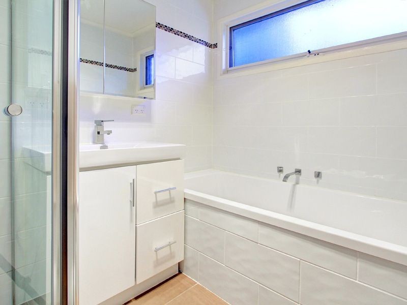 2/2 Oakland Street, Mornington VIC 3931