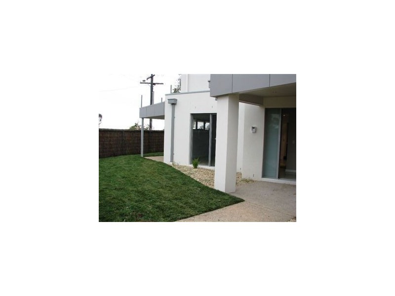 560 Esplanade, Mount Martha VIC 3934