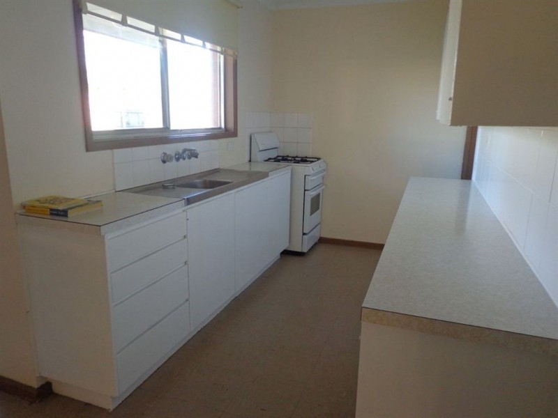 96 Robertson Drive, Mornington VIC 3931