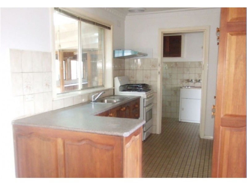 8 Swansea Grove, Mornington VIC 3931