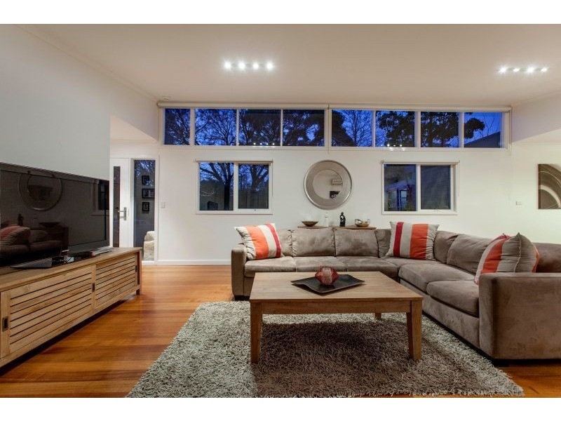 1 Oak Grove, Mount Martha VIC 3934