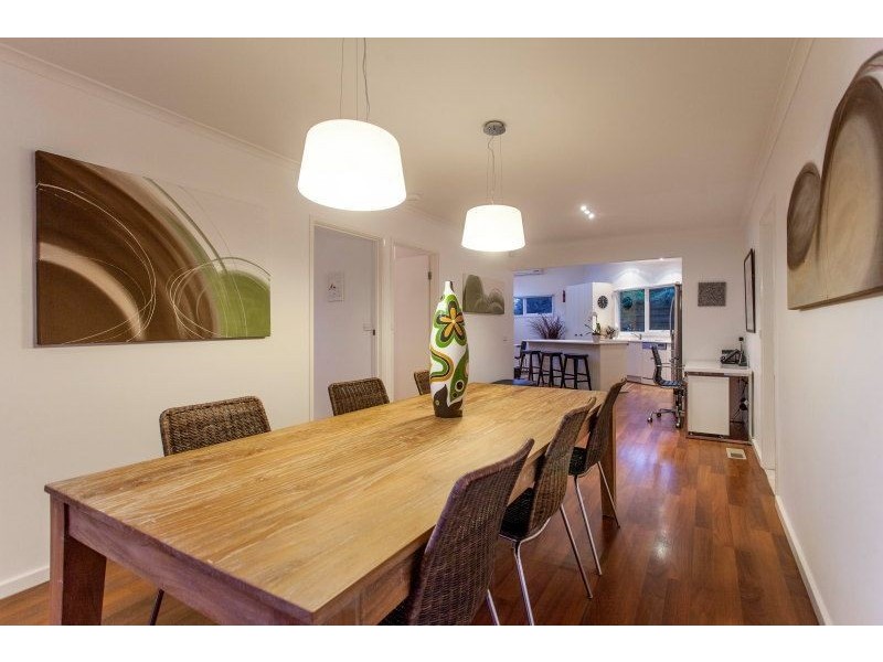 1 Oak Grove, Mount Martha VIC 3934