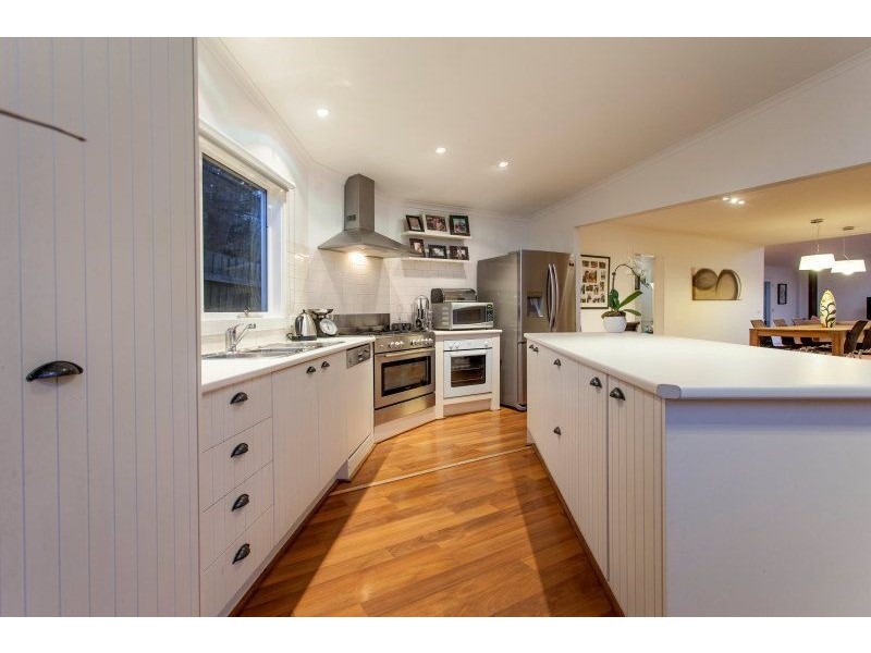 1 Oak Grove, Mount Martha VIC 3934