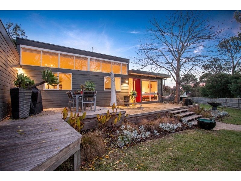 1 Oak Grove, Mount Martha VIC 3934