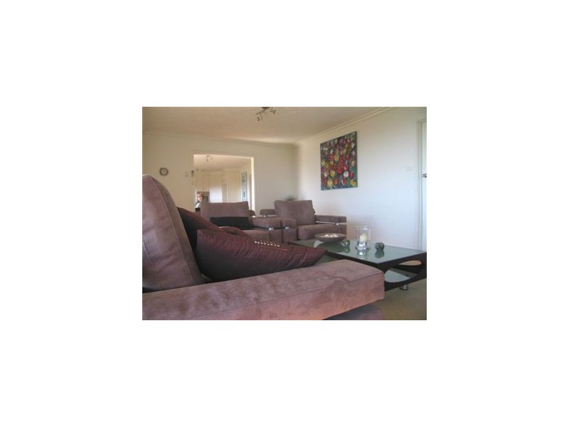 10 Outlook Road, Mccrae VIC 3938