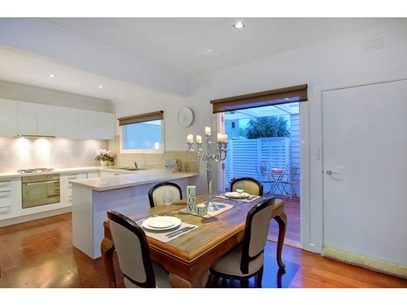 2/19 York Street, Mornington VIC 3931